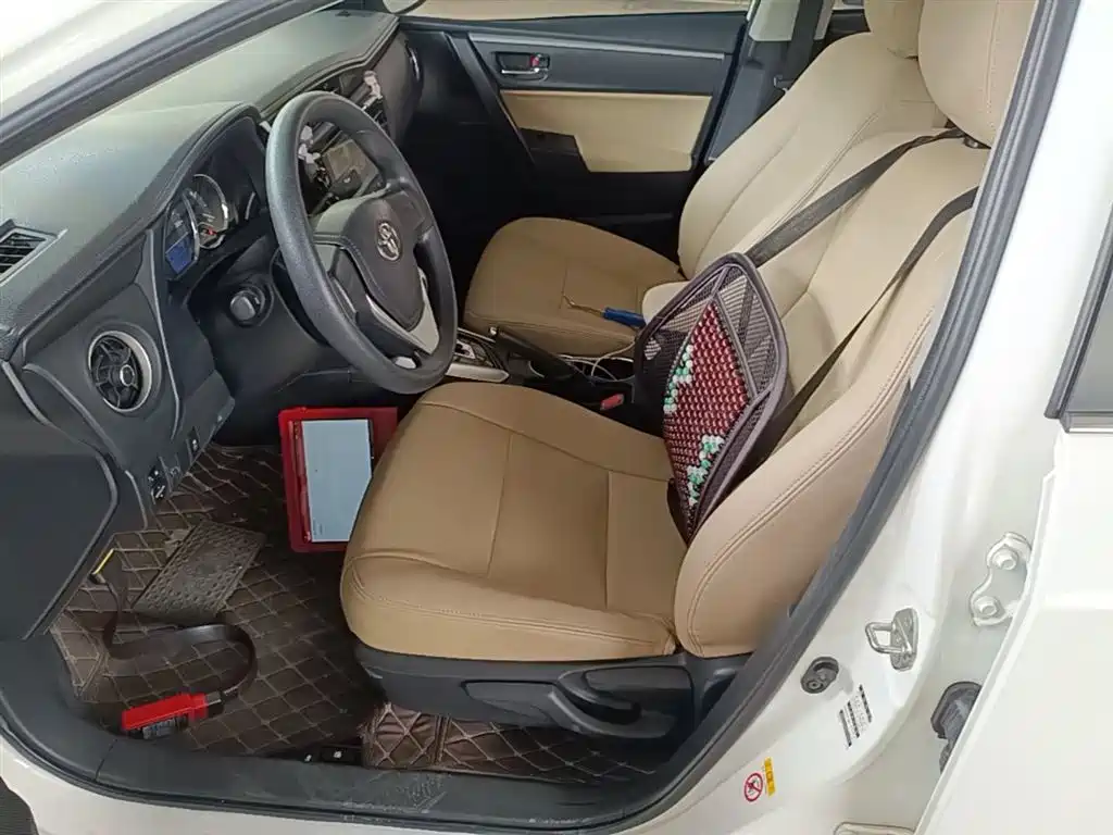 Toyota Corolla 2017 Facelift 1.2T S-CVT GL фото 15