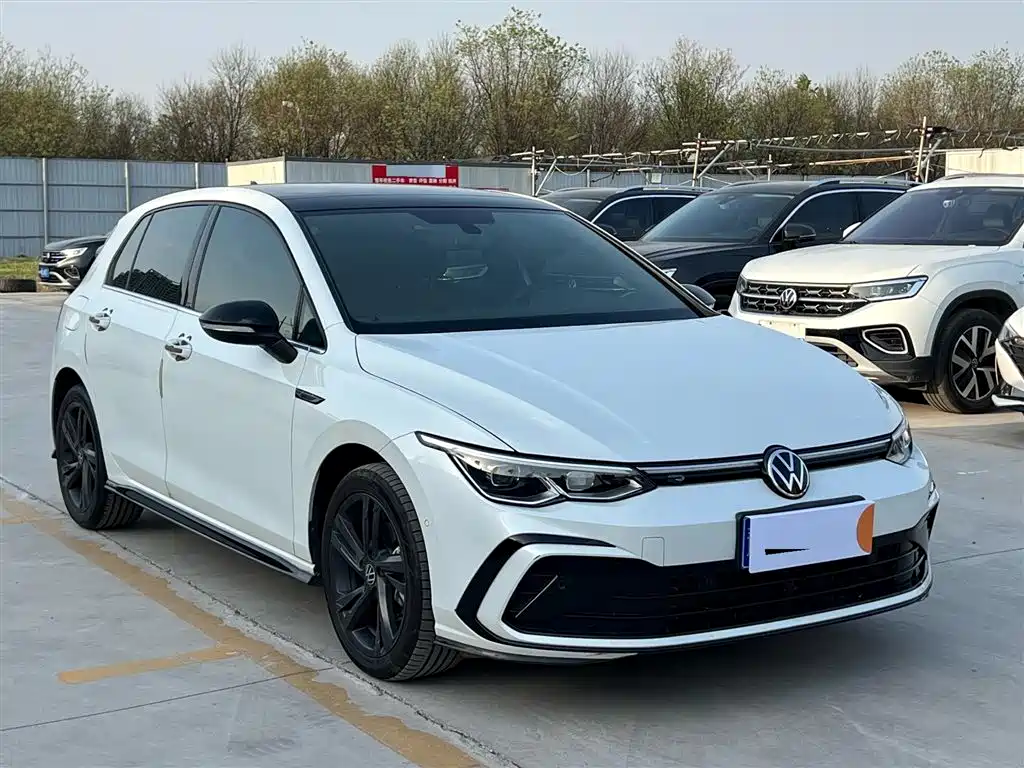 Volkswagen Golf 2023 Facelift 280TSI DSG R-Line Lite фото 2