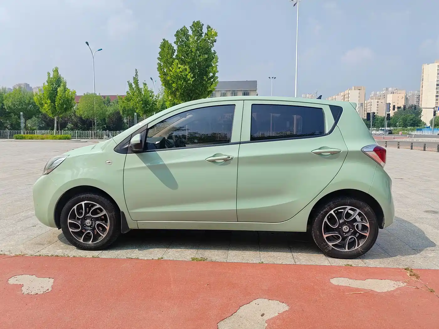 Changan Benben E-Star 2022 2021 National Edition Colorful Version LFP (31.95kWh)