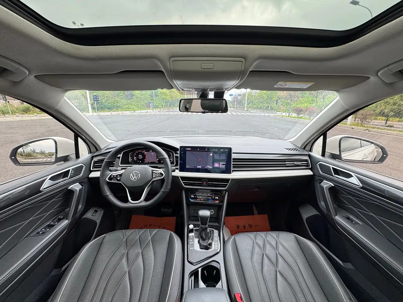 Volkswagen Tiguan L 2022 330TSI Automatic 2WD Smart Edition фото 10