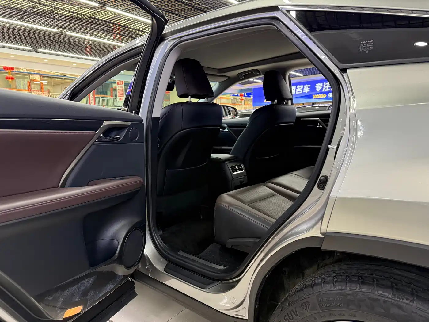 Lexus RX 2016 300 4WD Elegance Edition (China V) фото 9