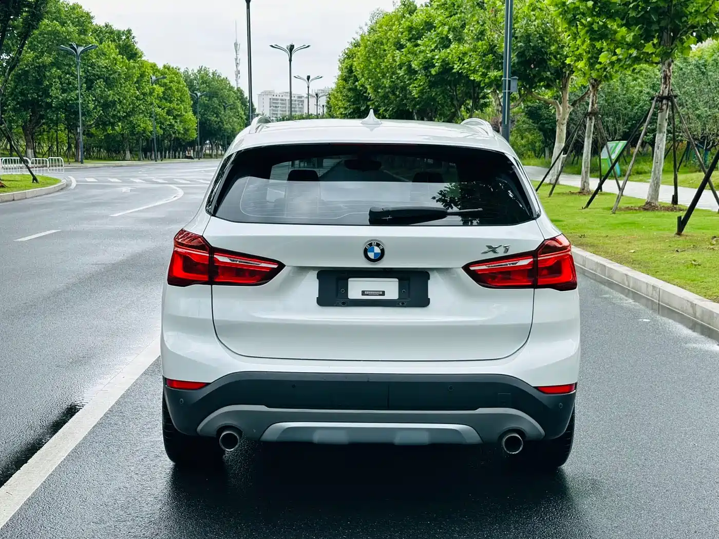 BMW X1 2018 xDrive20Li Premium Model фото 5