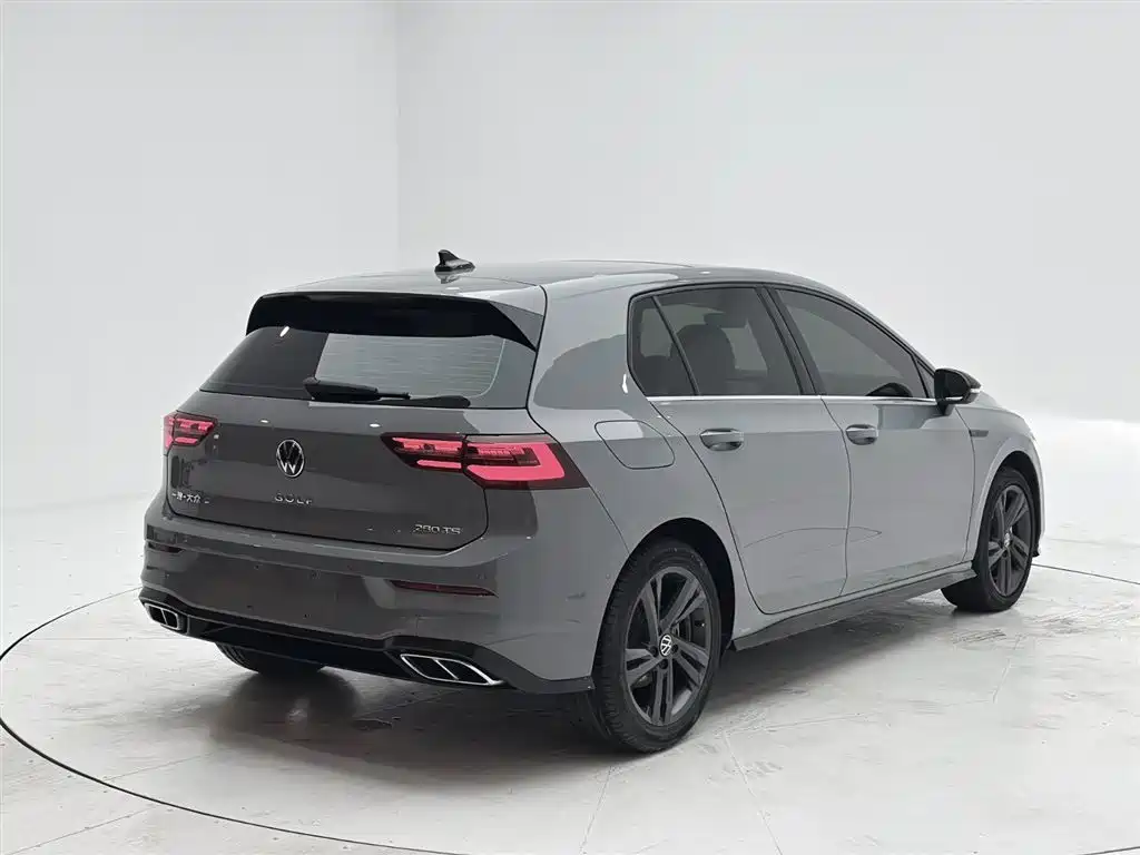 Volkswagen Golf 2021 280TSI DSG R-Line фото 6