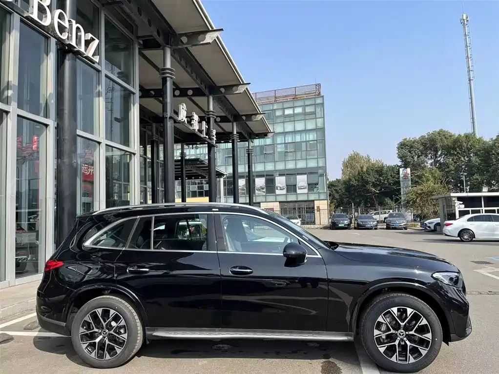 Mercedes-Benz GLC New Energy 2025 350 e L 4MATIC Collector's Edition фото 4