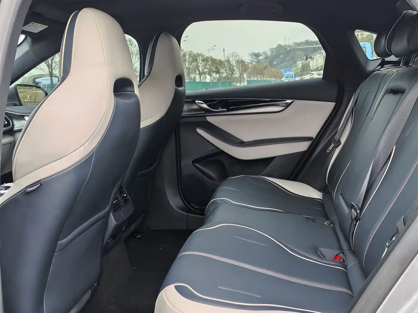 BYD Qin PLUS 2021 DM-i 55KM Flagship фото 9