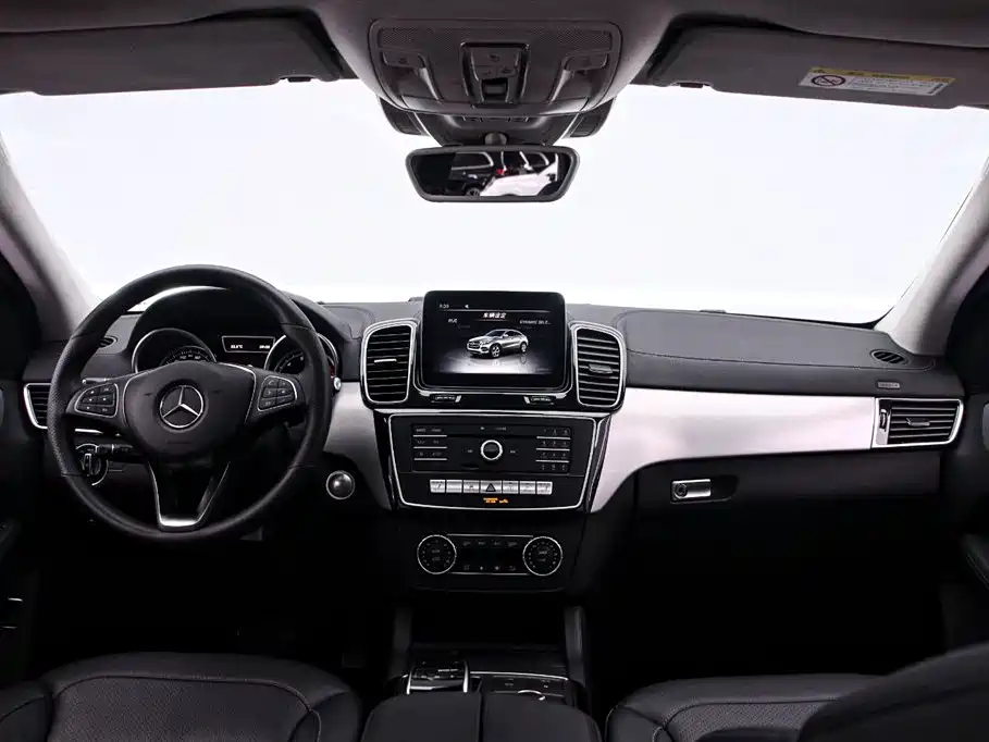 Mercedes-Benz GLE Coupe 2017 GLE 400 4MATIC Coupe SUV фото 5