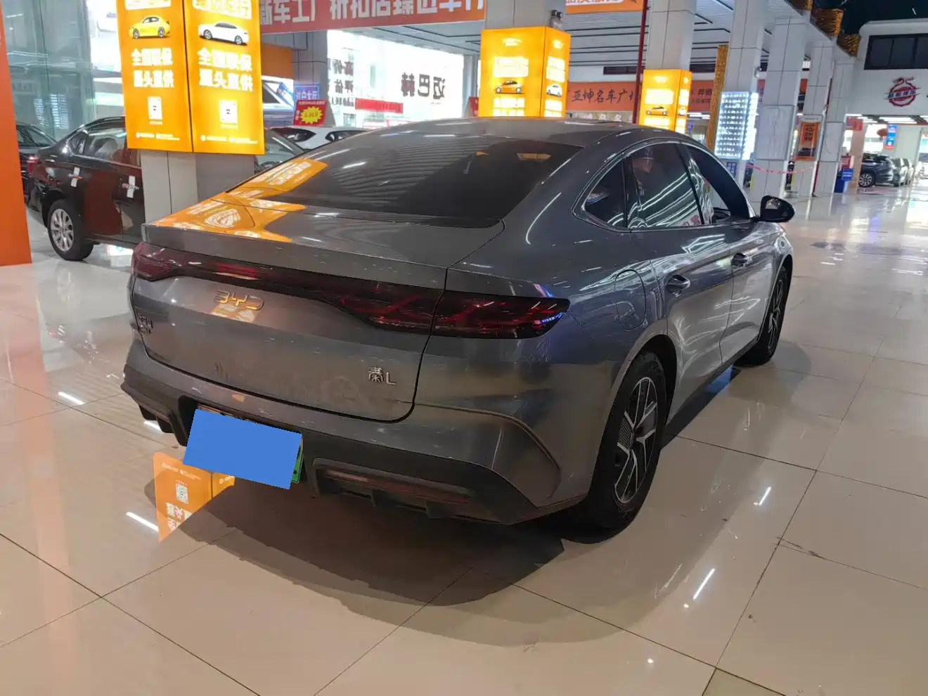 BYD Qin L 2024 DM-i 120KM Leading фото 9