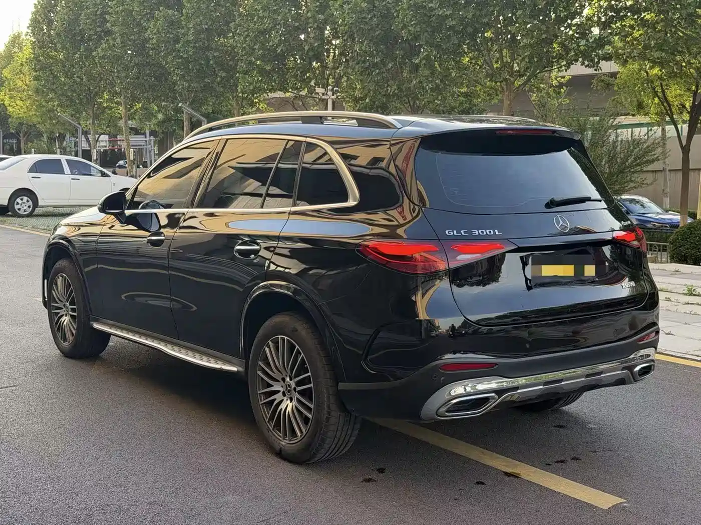 Mercedes-Benz GLC 2023 Facelift GLC 300 L 4MATIC Sport 7-Seater фото 4