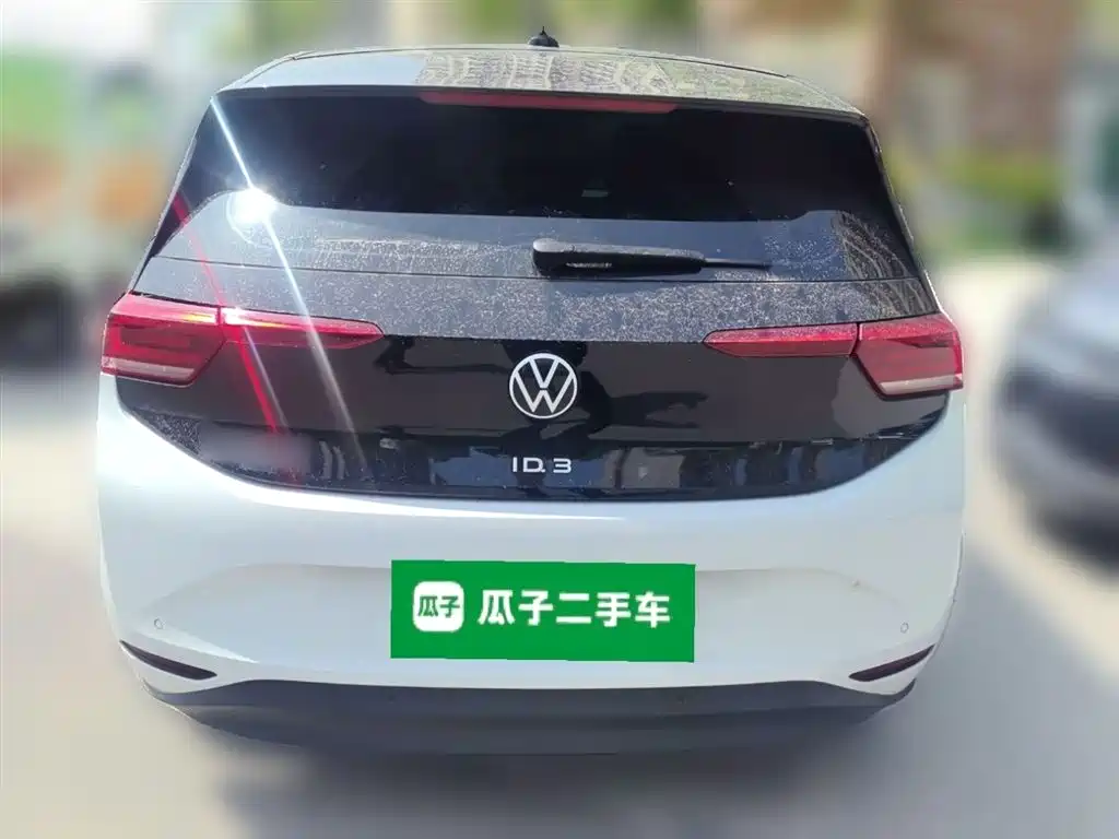 Volkswagen ID.3 2024 Outstanding Edition фото 12