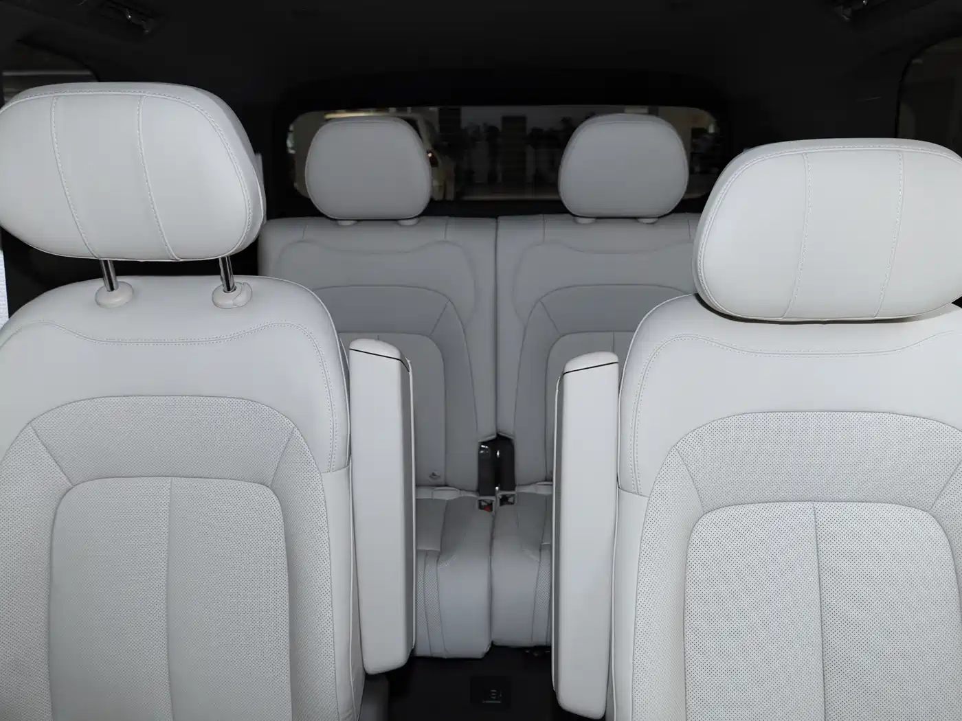 Denza N8L 2026 Model Prestige Edition фото 31