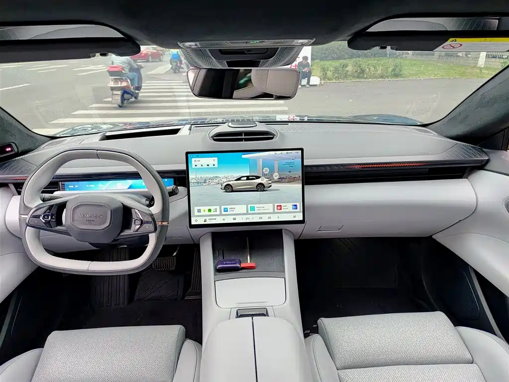 Lynk & Co Z10 2025 95kWh 702km AWD Smart Drive Ultra фото 10