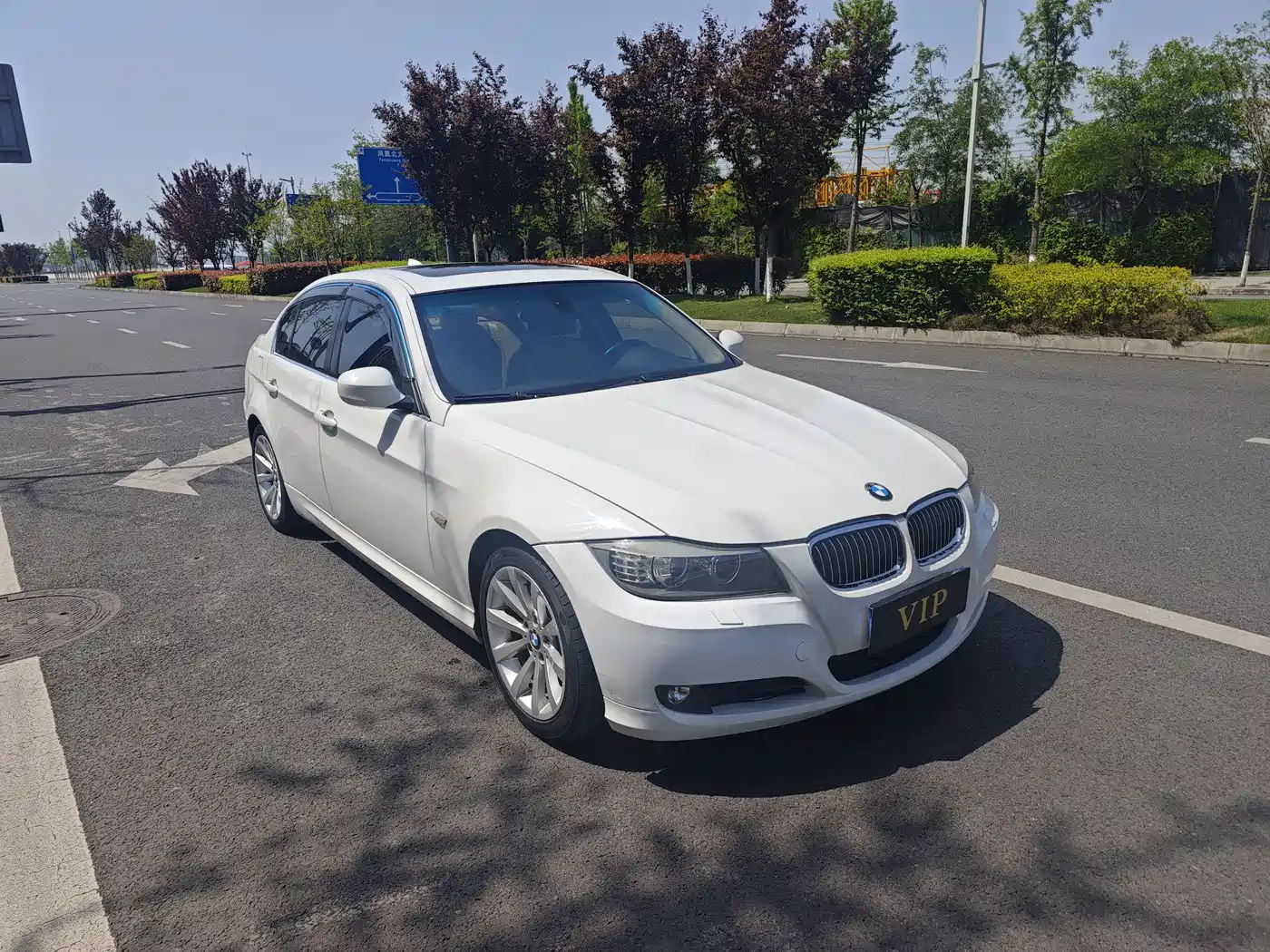 BMW 3 Series 2009 325i Luxury фото 7