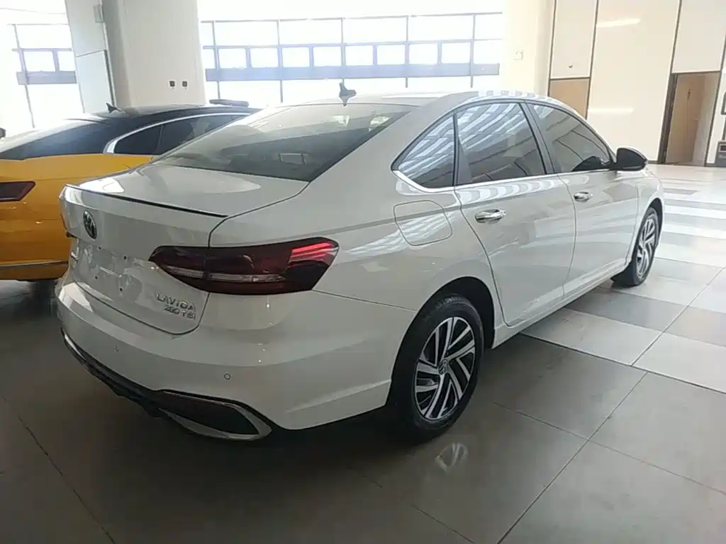 Volkswagen Lavida, миниатюра 7
