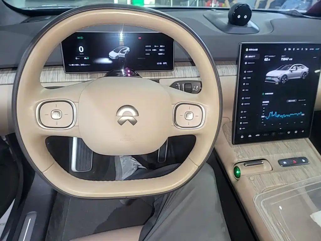 NIO ET7 2023 2022 100kWh Launch Edition
