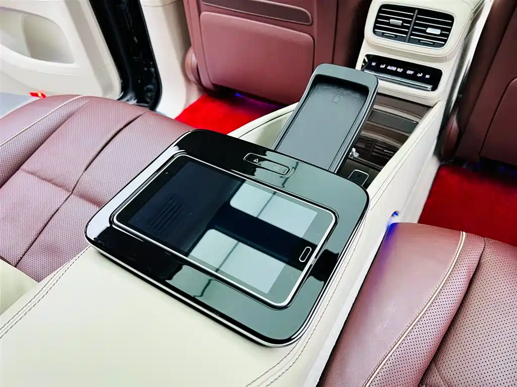 MERCEDES-BENZ MAYBACH GLS