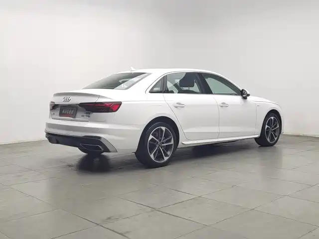 Audi A4L 2023 40 TFSI Fashion Dynamic — фото 2