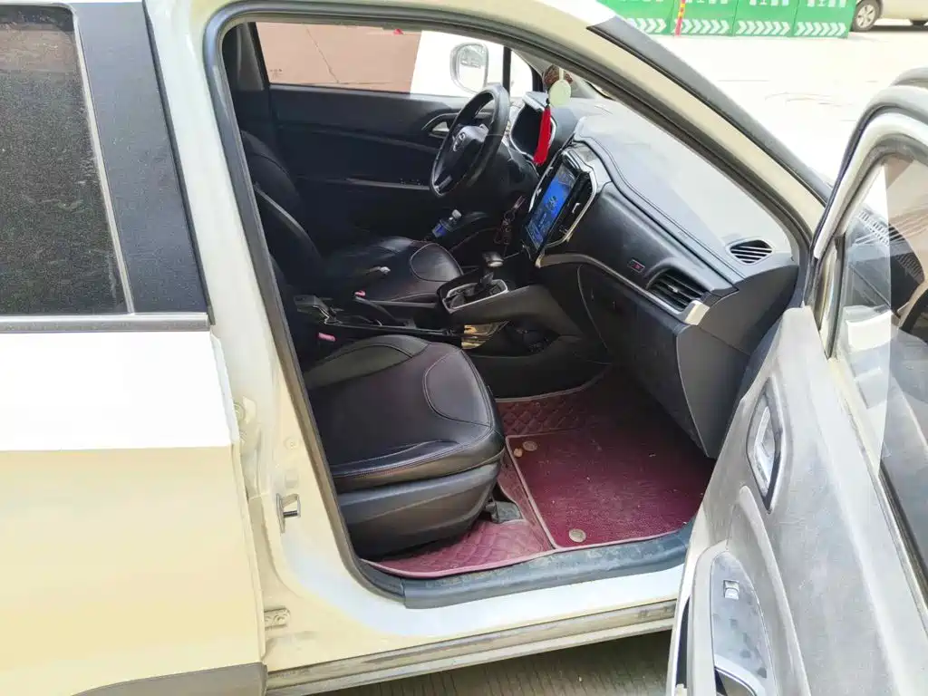 Zhonghua V3 2019 2017 1.5L Automatic Comfort