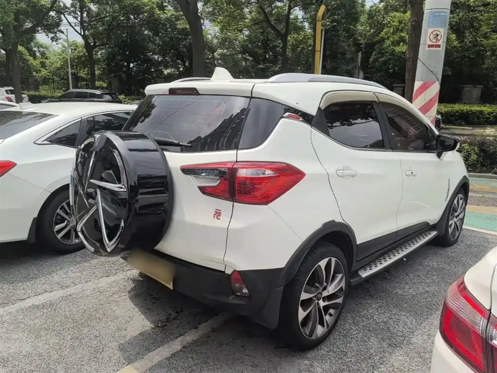 BYD Yuan 2016 1.5TID Automatic Luxury фото 7