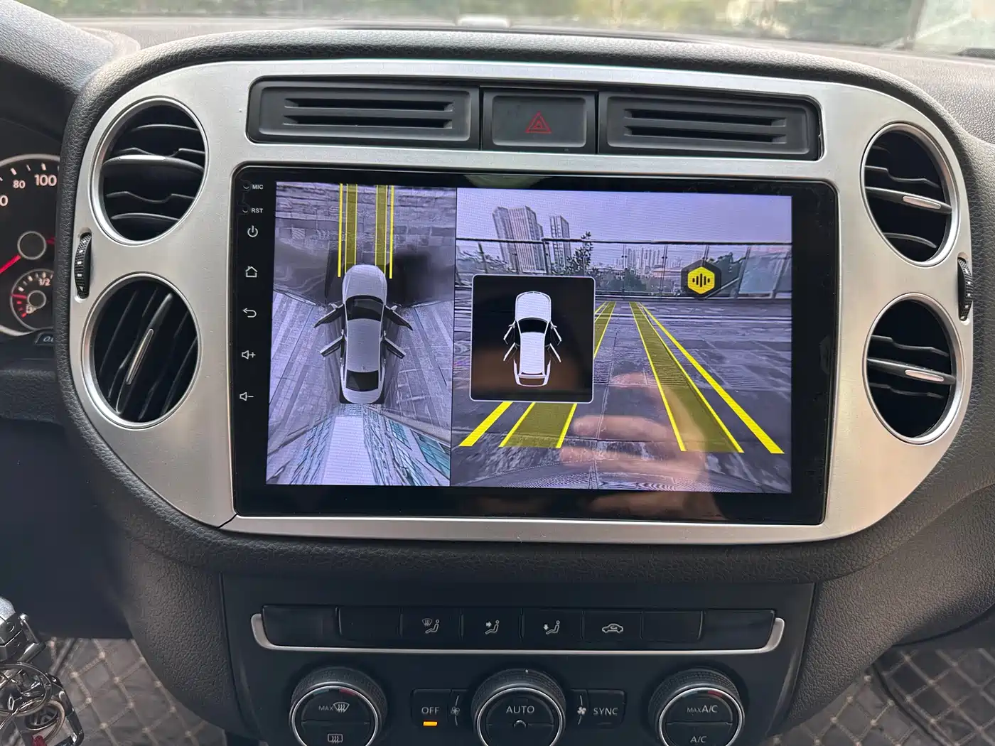 Volkswagen Tiguan 2015 1.8TSI Automatic 2WD Comfortline фото 17