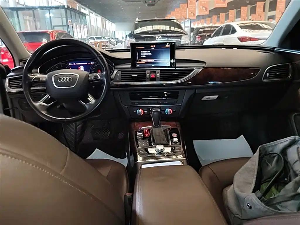 Audi A6L 2016 30 FSI Comfort фото 10