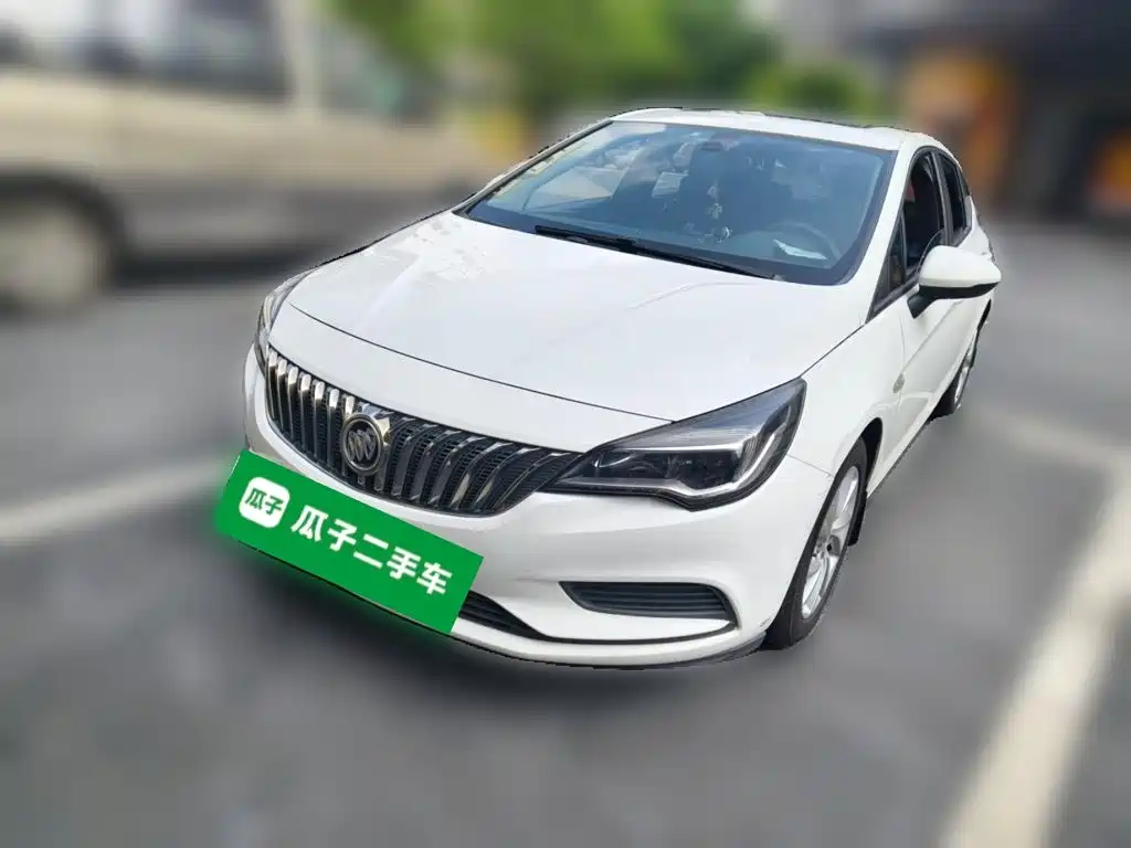 Фото 1 - Buick Verano