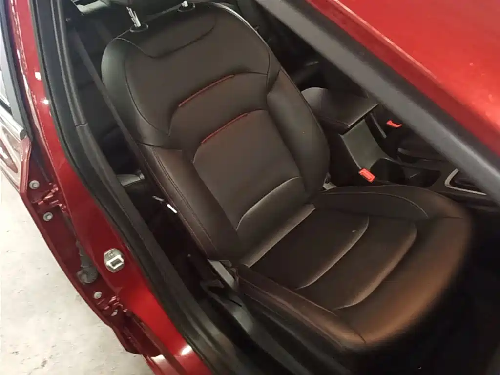 Chevrolet Monza 2019 RS 330T Auto Smooth Edition China VI фото 25