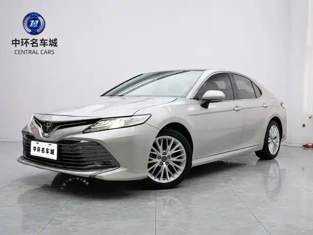 Toyota Camry 2019 Facelift 2.5G Luxury Edition — фото 1