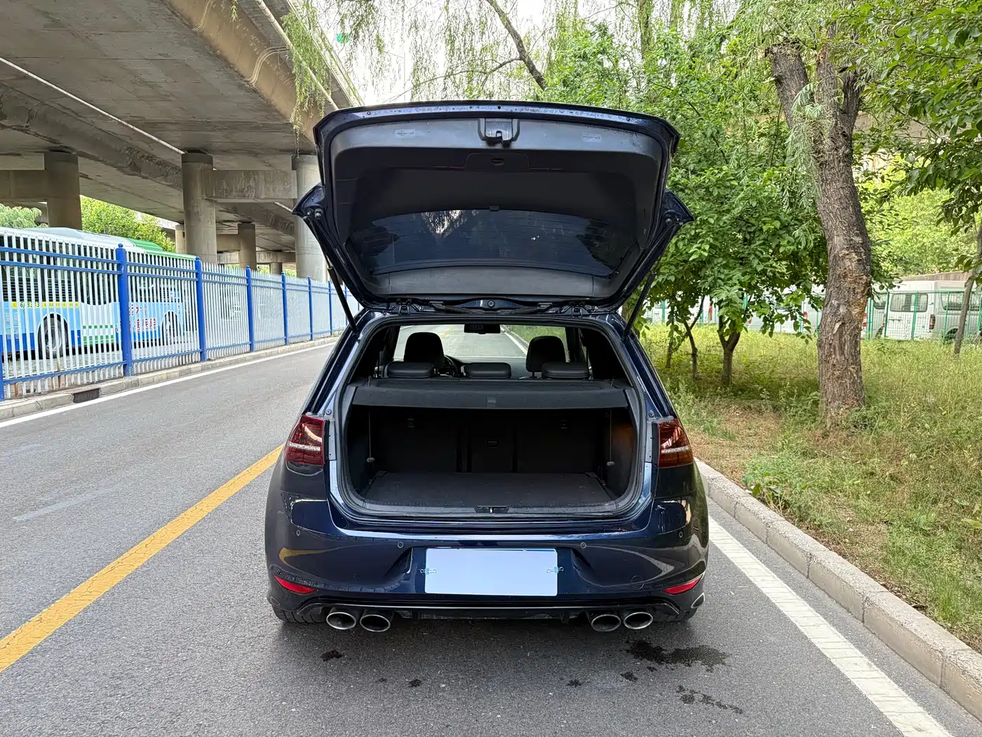 Volkswagen Golf (Import) 2015 2.0TSI R фото 8