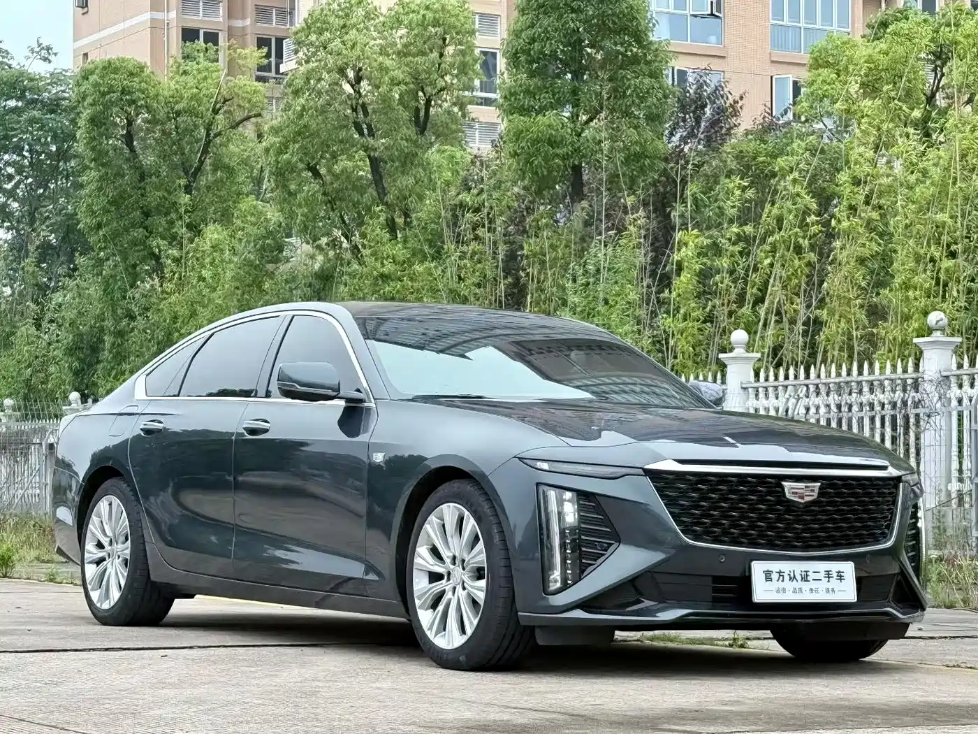 Cadillac CT6 2023 28T Platinum Model фото 3