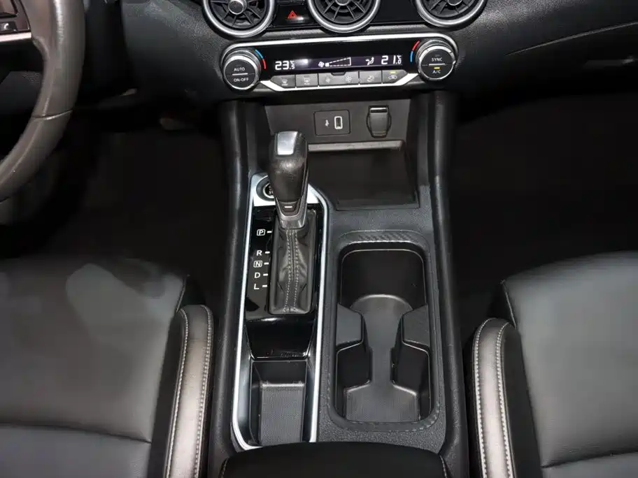 Nissan SYLPHY, миниатюра 15