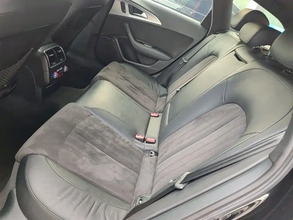 Audi A6 (Import) 2017 Avant 40 TFSI Sport фото 17