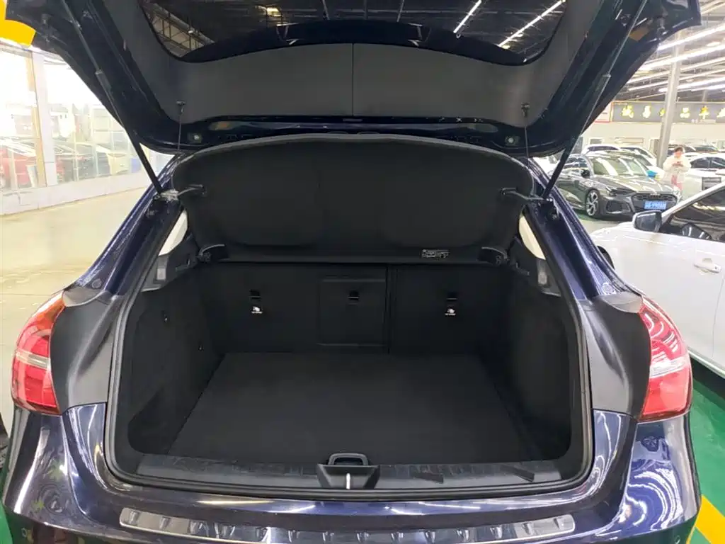 Mercedes-Benz GLA 2017 GLA 200 Dynamic фото 19