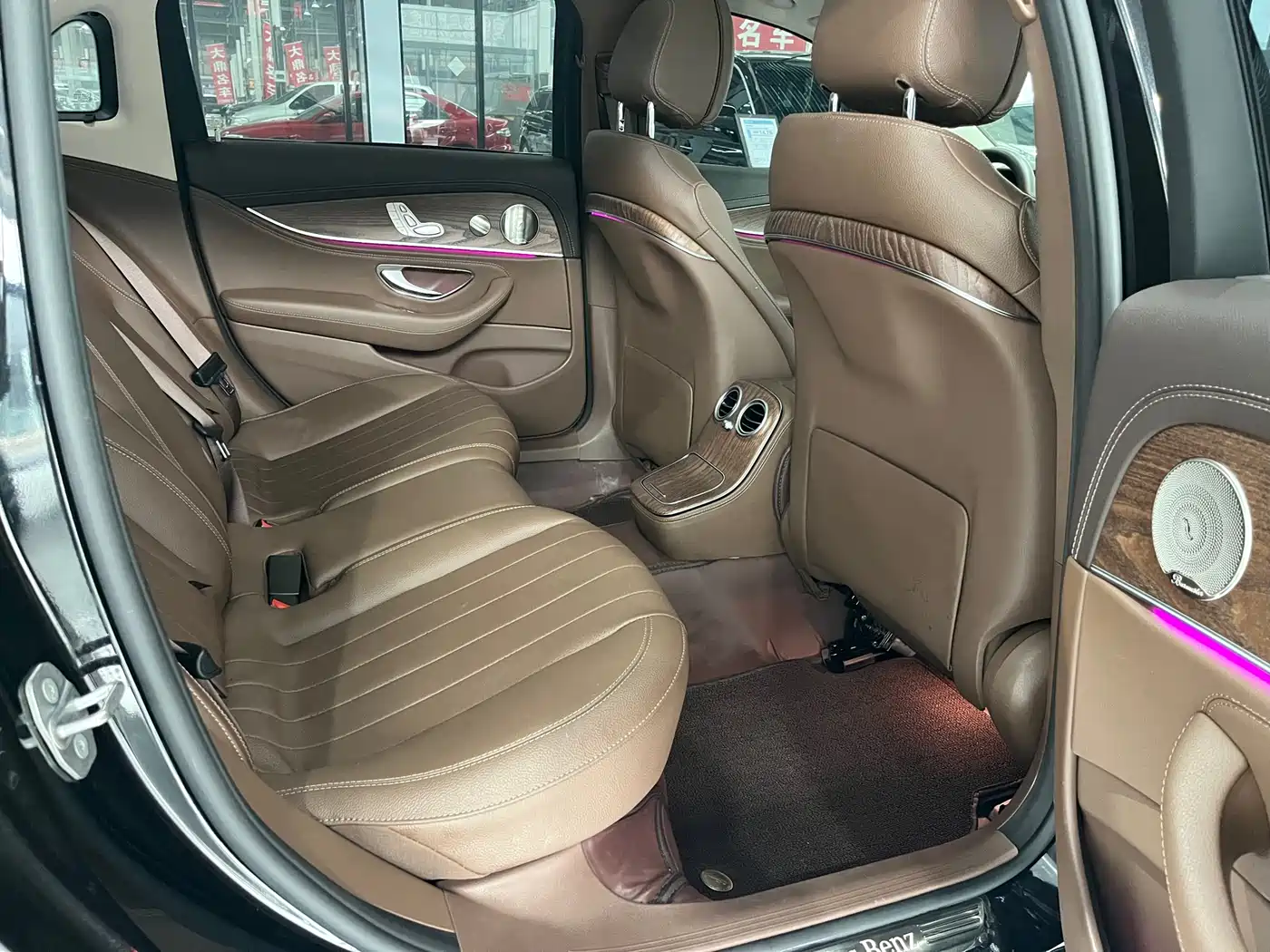 Mercedes-Benz E-Class 2023 E 300 L Luxury фото 9