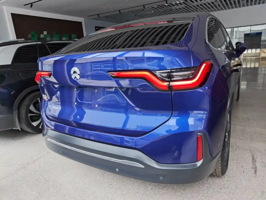 Фото 6 - NIO EC6