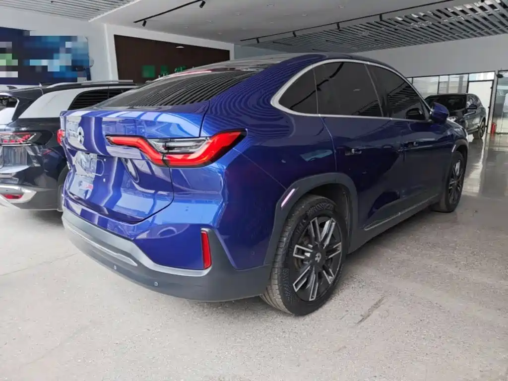 Фото 7 - NIO EC6