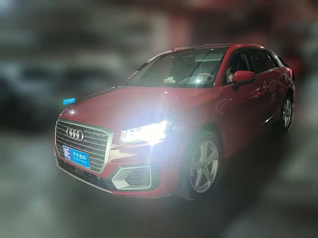 Фото 1 - Audi Q2L