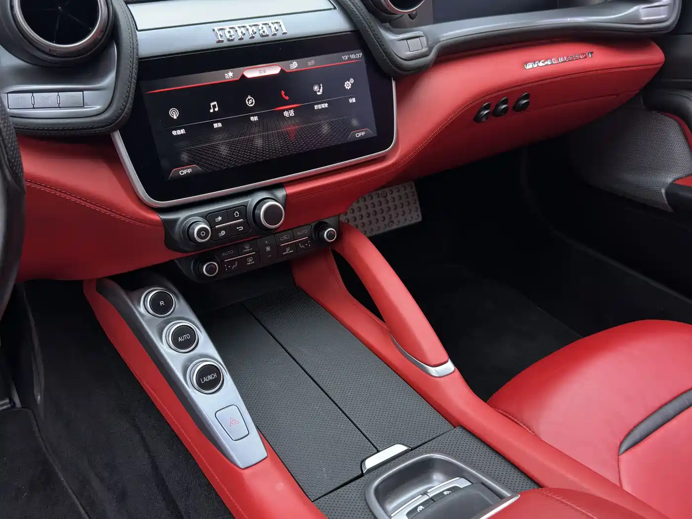Ferrari GTC4Lusso 2019 2017 3.9T V8