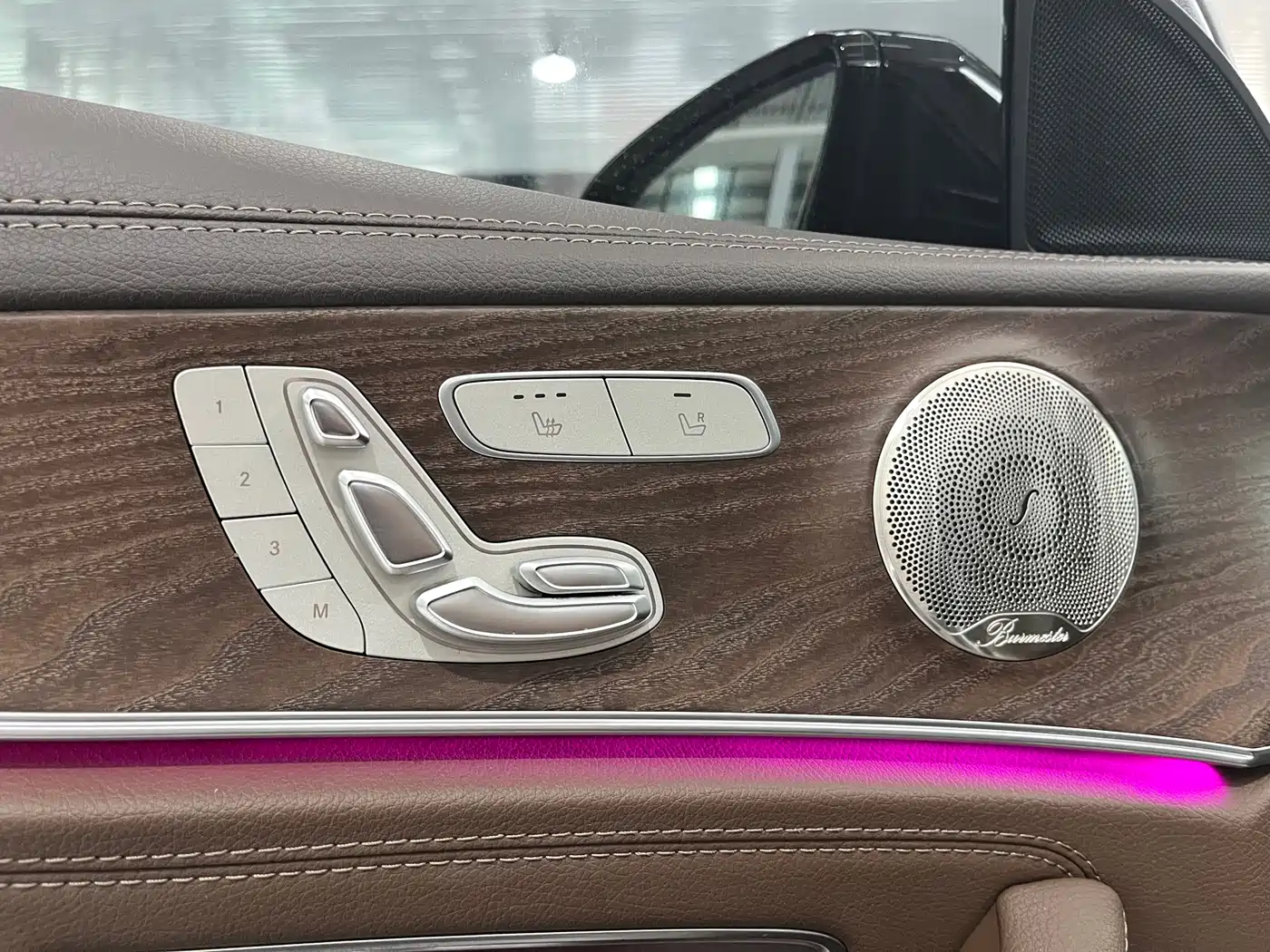 Mercedes-Benz E-Class 2023 E 300 L Luxury фото 14