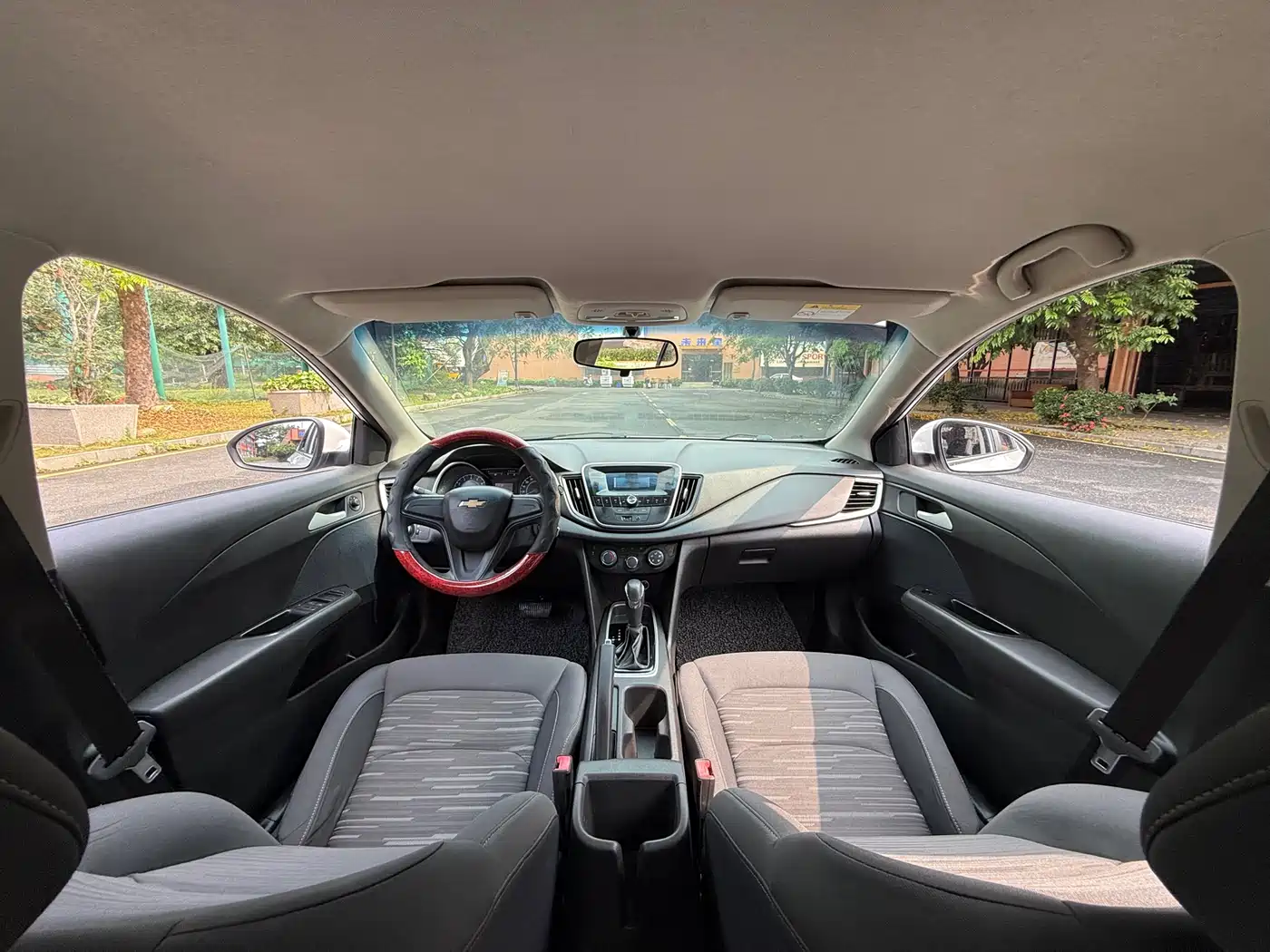 Chevrolet Cavalier 2016 Model 1.5L Automatic Delight Edition фото 11