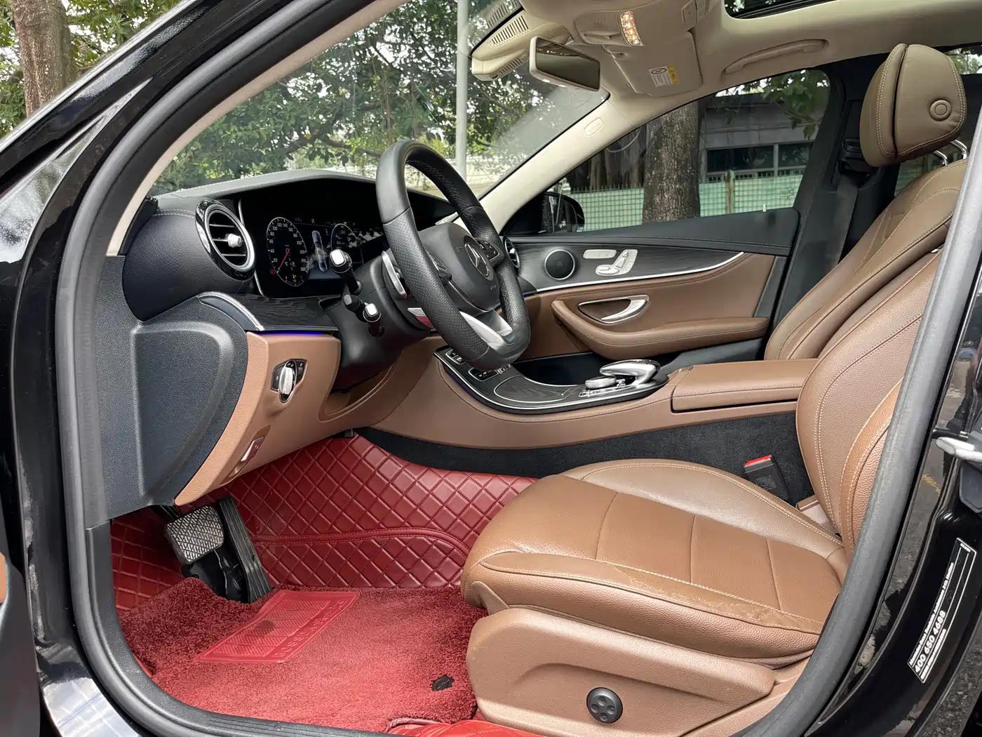 Mercedes-Benz E-Class 2017 E 300 L Sport Luxury фото 7