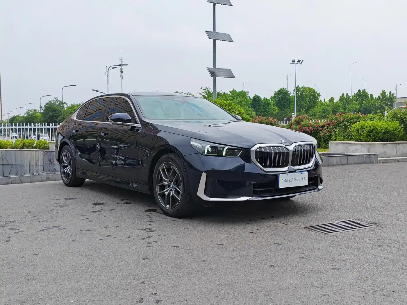 BMW 5 Series 2024 530Li Leading Model Luxury Package фото 3
