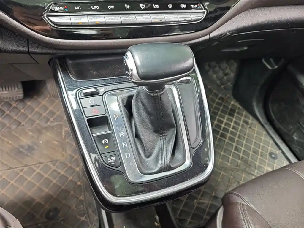 GAC Trumpchi Trumpchi M6 2019 270T DCT Premium Edition (7-seater) (China VI) фото 14