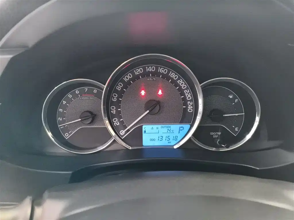 Toyota Levin 2016 1.6G CVT Elite Edition фото 12