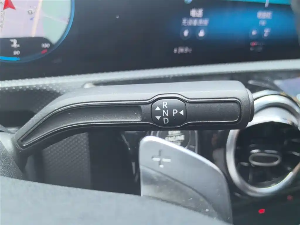 Mercedes-Benz A-Class 2019 A 200 L Sport Sedan фото 14