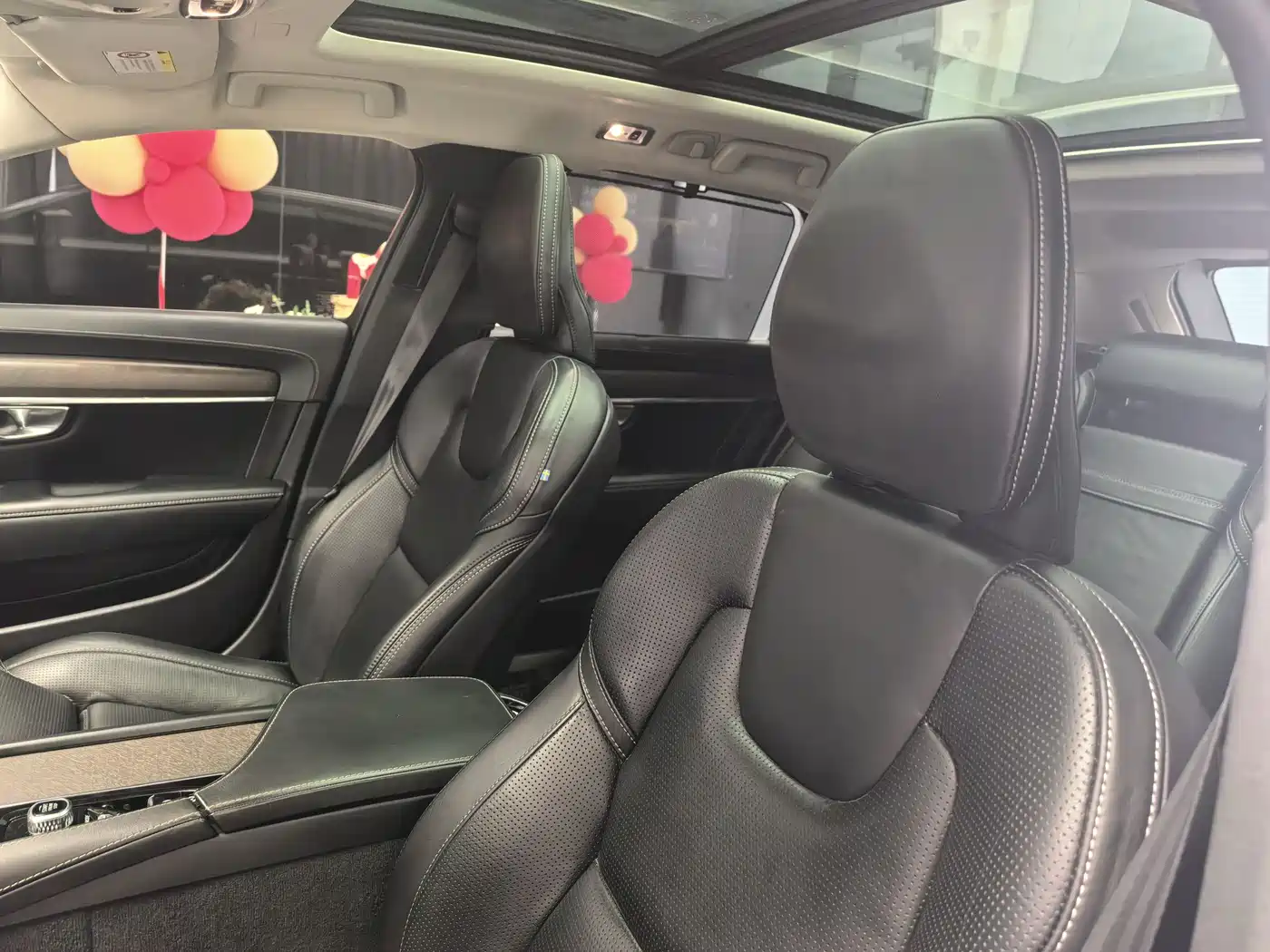 Фото 5 - Volvo V90