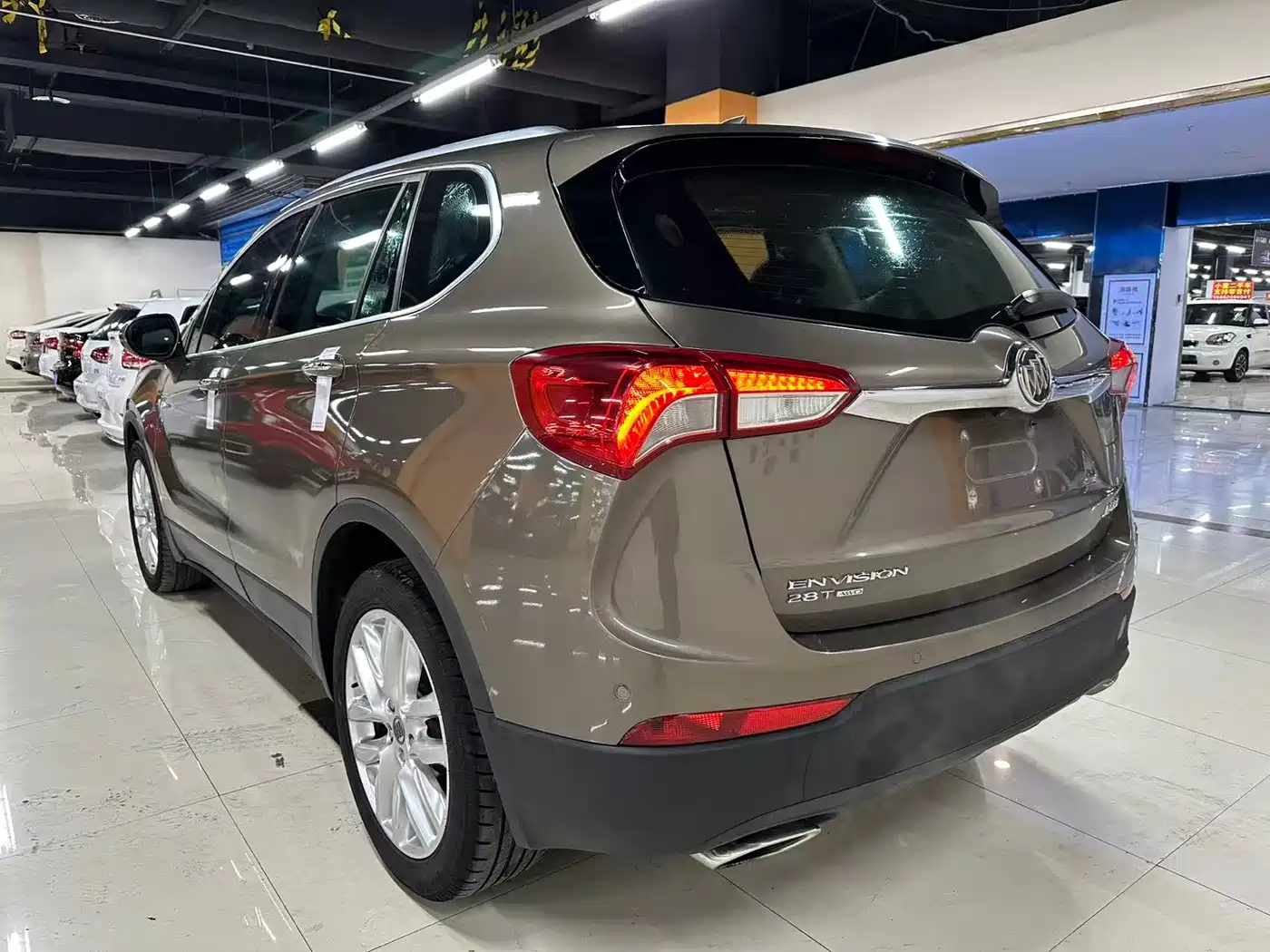 Buick Envision Plus 2018 28T 4WD Luxury фото 8