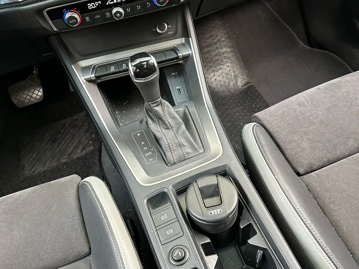 Audi Q3 2019 35 TFSI Progressive Sport фото 16