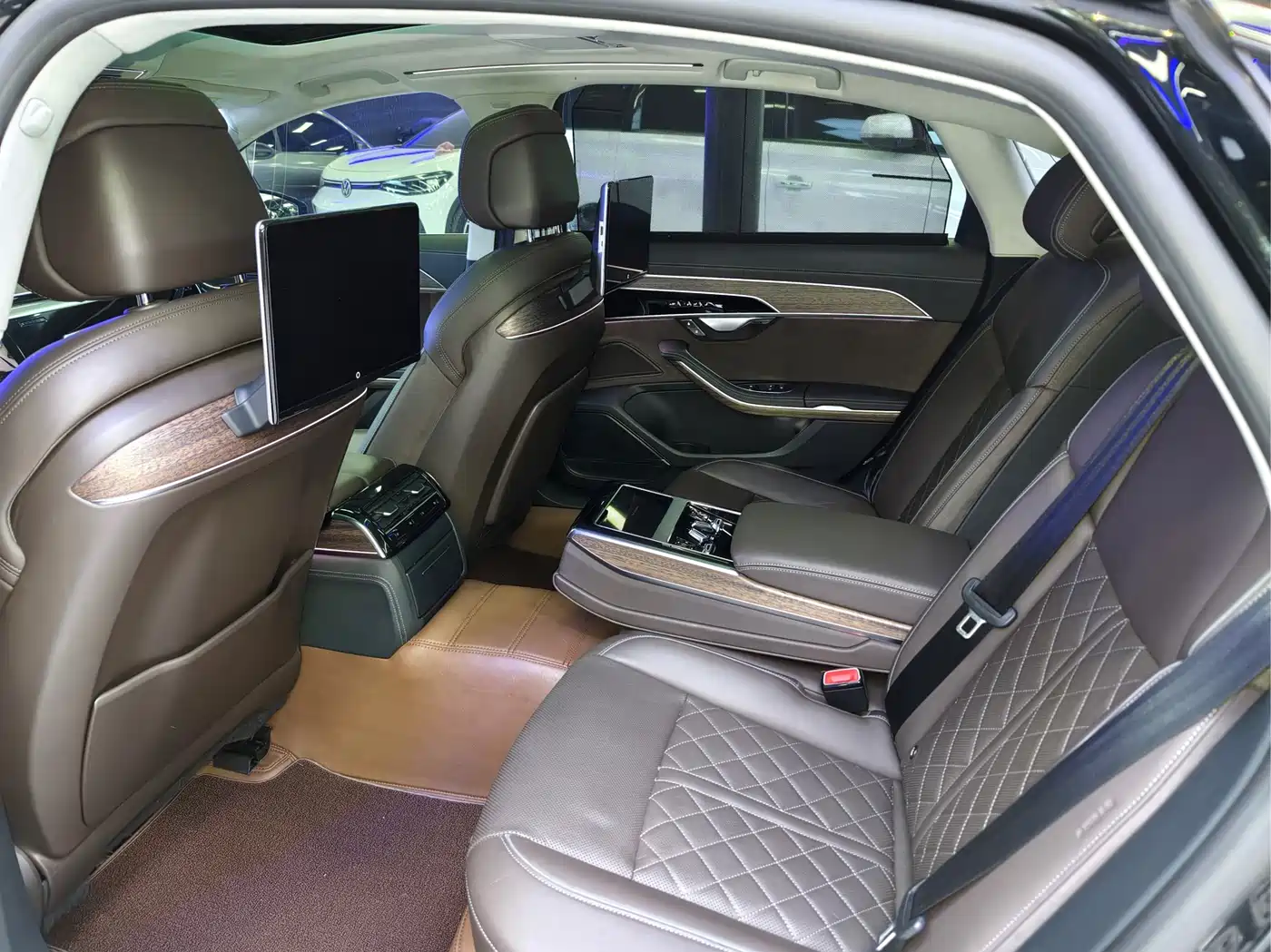 Audi A8 2023 A8L 55 TFSI quattro Flagship фото 11