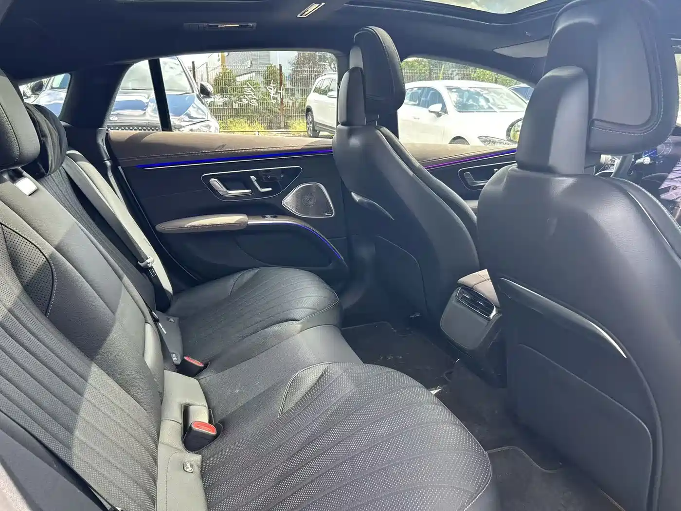 Mercedes-Benz EQS, миниатюра 13