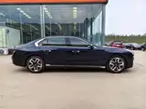 Фото 6 - BMW 7 Series